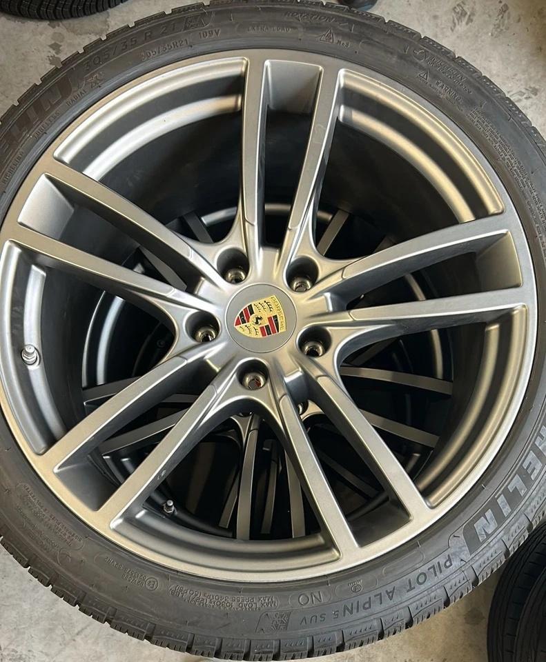Original 21" Porsche Cayenne Winterräder mit Michelin Bereifung - Bild 3 von 4