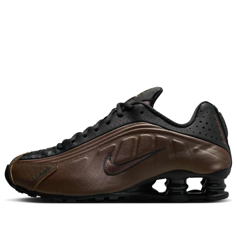 Scarpe Nike Shox R4 donna scarpe da ginnastica 'Off Noir' taglia UK 5 nuove senza scatola coperchio - Immagine 2 di 4