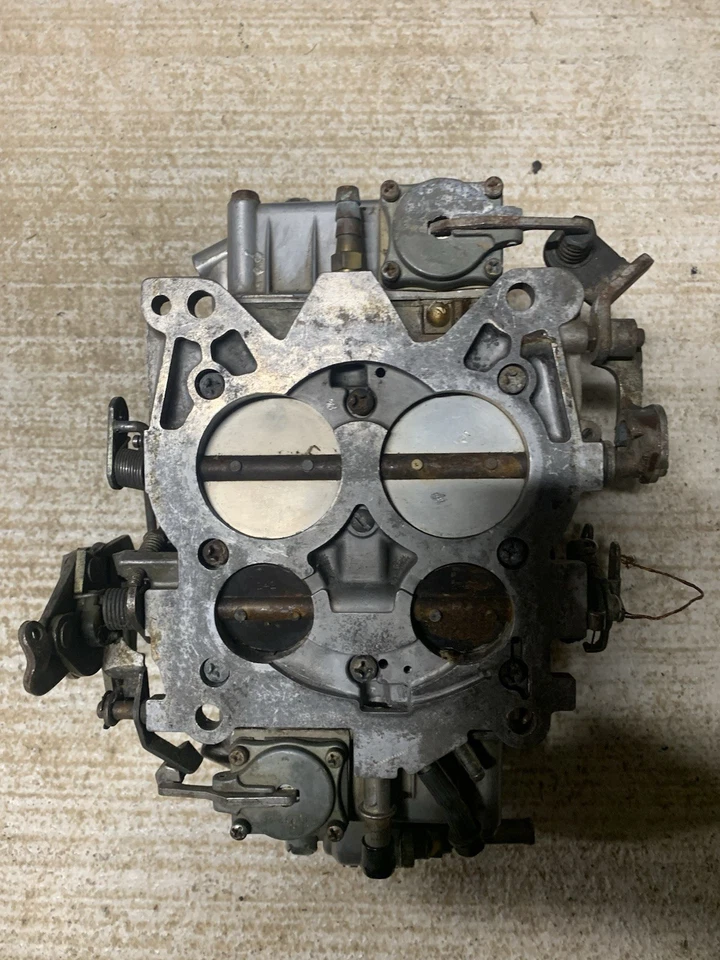 Cargador doble bomba 71-72 Chrysler Dodge Plymouth Mopar 340 400 Holley 650 Foto 3 de 4