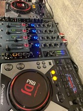 Consol DJ composta da coppia Deck PIONEER CDJ-400 + Mixer ALLEN & HEATH Xone 42 