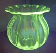 Vintage 1950s Magnesium Clear Fluted Art Glass Ruffle Vase Glows Green 4 3/4"X5"