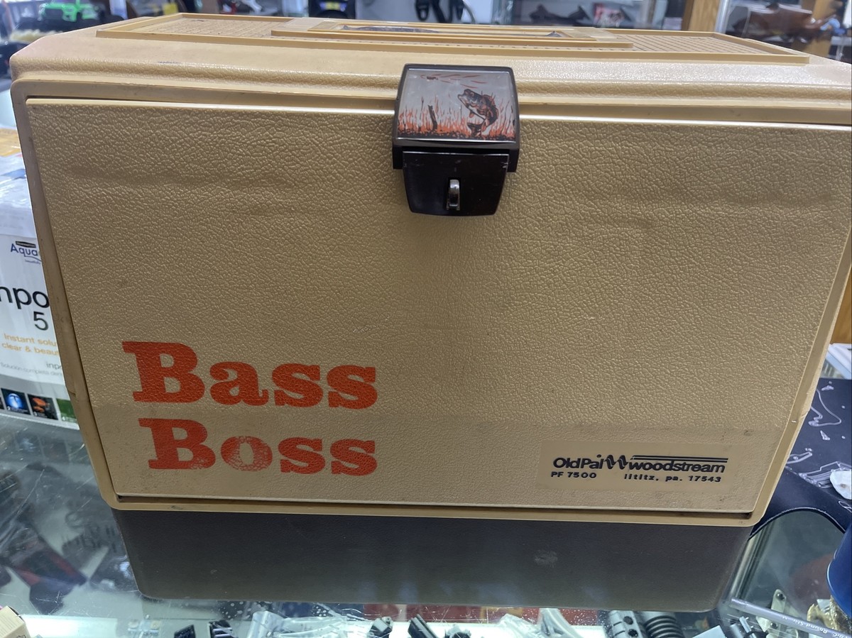 bass boss tackle box Used Bass Boss 7500 Tackle Box