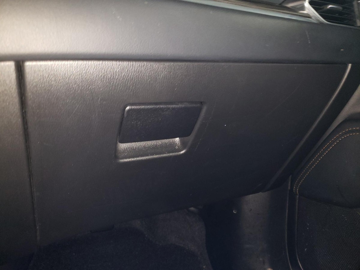 まるページ Used Front Upper Center Console fits: 2018 Mazda CX-5 roof w/o