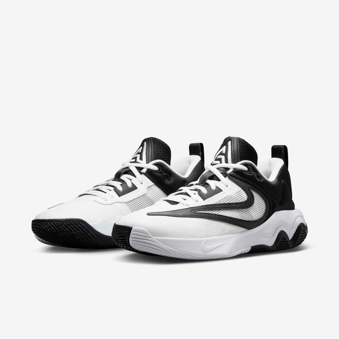 最終値下げ！GIANNIS IMMORTALITY 30.0㎝ Nike Giannis Immortality EP Championship for Sale