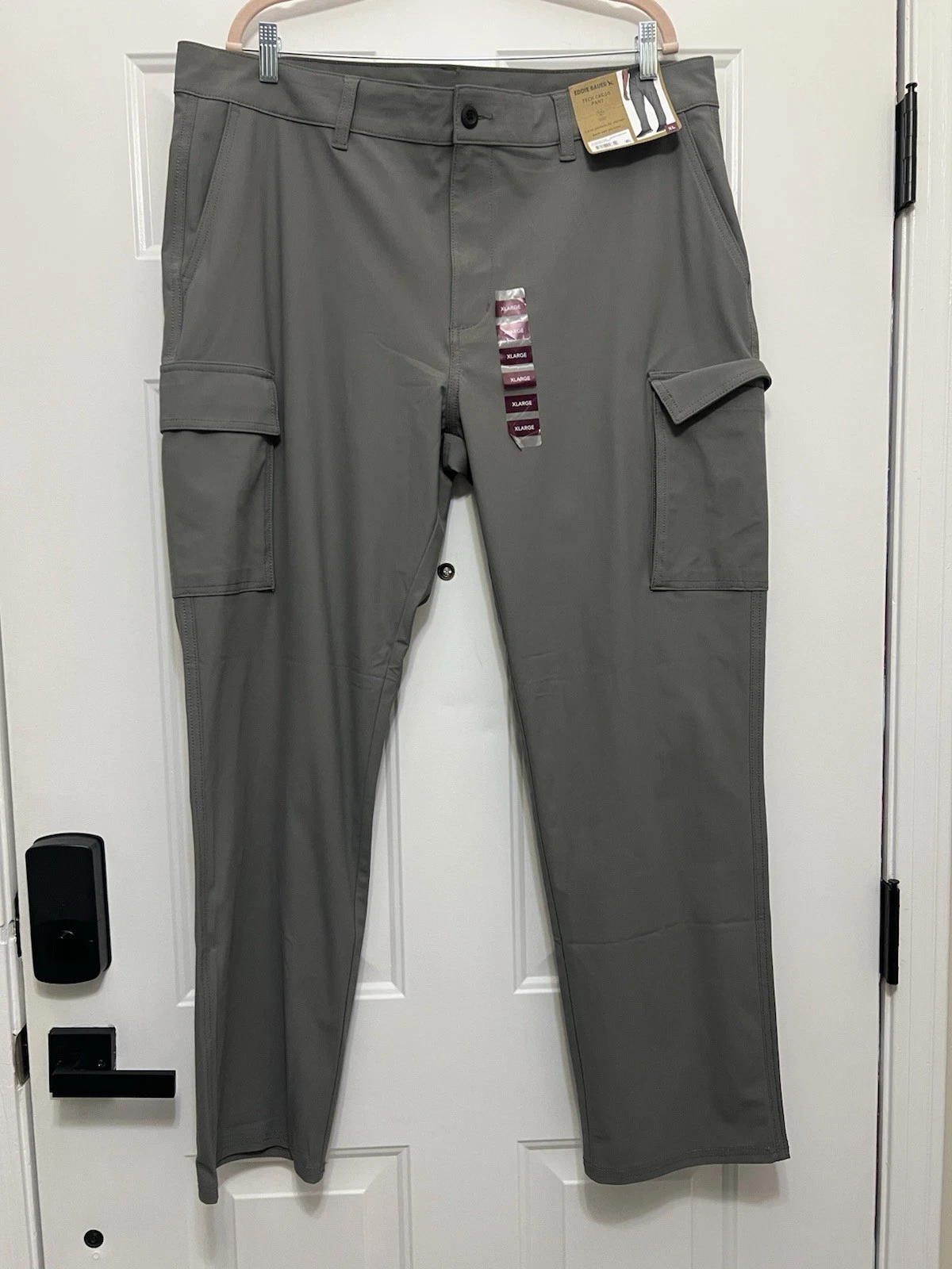 NWT Eddie Bauer Mens Tech Cargo Pants Gorpcore Wicking Gray XL 44x32 Hiking Camp