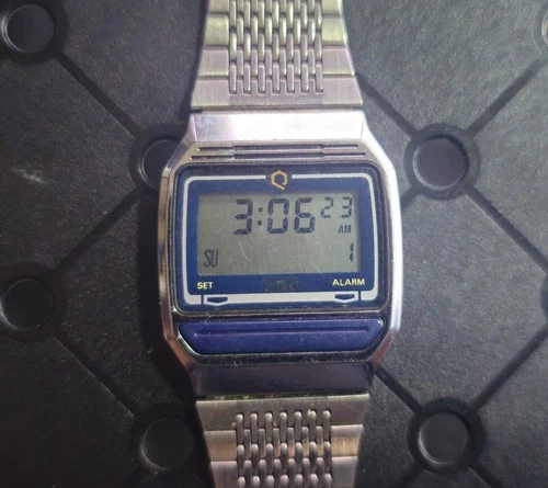 Vintage Timex Q S Cell Bar Button Digital Quartz Watch New Battery 1970-1980