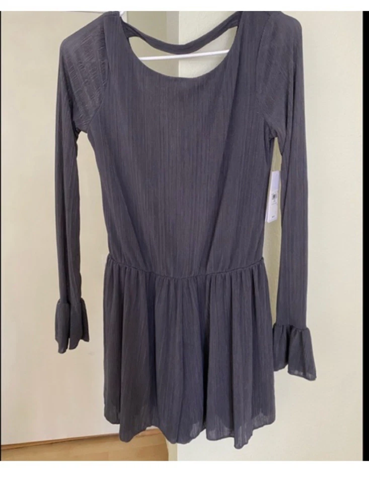 全新 Guess LA 木炭银色灰色露背装扮派对内衬短连身裤 S — 第 3/4 张图片