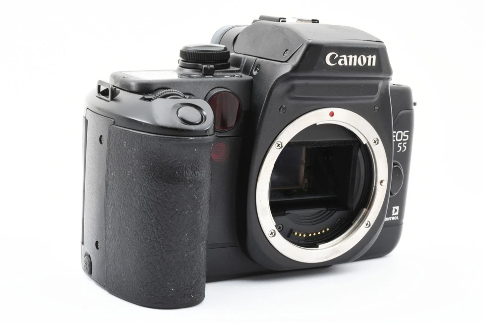 Canon EOS 55 35mm Film Camera Body Black w/Strap &Manual &Box From Jaopan F/S - Image 4 of 4