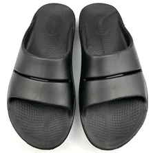 Oofos Ooahh Women’s Size 8 Recovery Sandals Black