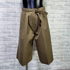 Vintage 60s 70s Jones Petite Olive Green Bermuda Long Shorts Casual Hi Waisted