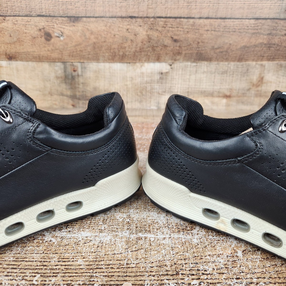 Ecco Cool 2.0 GTX Women's US 9 EU 40 Black Leather Walk