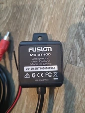 FUSION MS-BT 100 Bluetooth Dongle w/ RCA connection