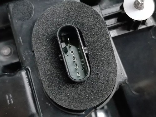 Original Tesla Model 3 Y Rückleuchte LED Rechts 150208700D 1502087-00-D - Bild 7 von 8