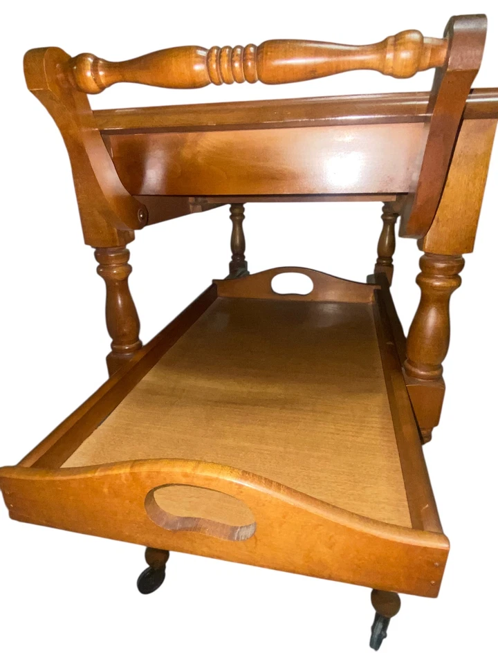 Carro para servir té Mid-Century hoja caída caoba con bandeja para servir desmontable Foto 2 de 4