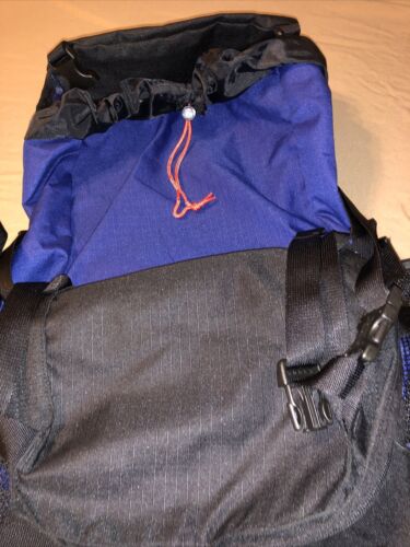 REI Backpack - Picture 4 of 9