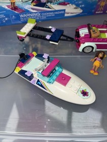 LEGO FRIENDS: Andrea's Speedboat Transporter (41316)