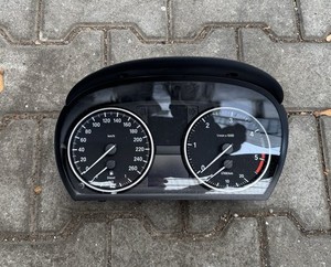 BMW 3er E90 E91 LCI Facelift Tacho Kombiinstrument | Diesel