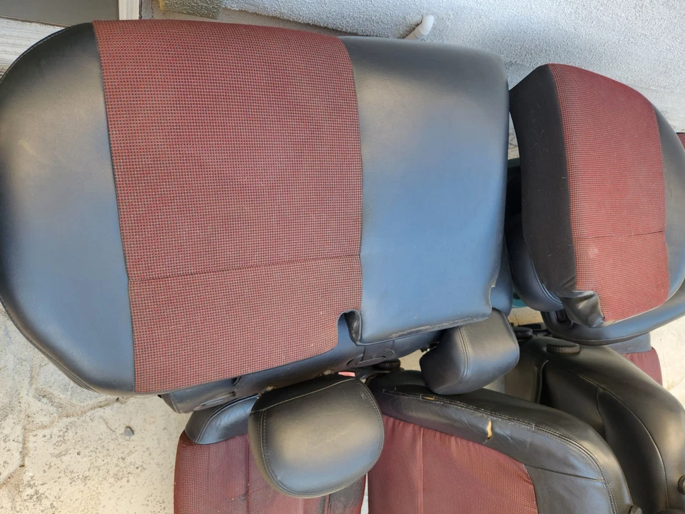 Assentos e painéis Ford Focus SVT 2002 - 2004 fabricante de equipamento original - Imagem 4 de 4