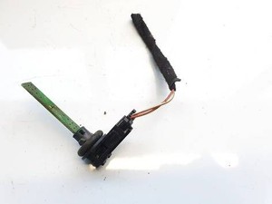 4b0820539 Temperaturfühler Temperatur Fühler  (Innenraumtempera DE2466632-04