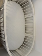 Stokke Sleepi V3 Bed White 0-5 Years + Mattress Oval Baby Crib Converts to Bed