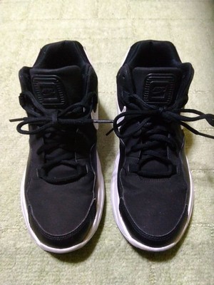 Nike DILATTA AA2159-001 Schwarz Weiß Sneaker 26,5 cm Gebraucht