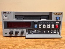 Sony DSR-40 DVCAM Digital Videocassette Recorder Deck Untested