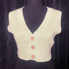 Forever 21 Women s Green Rib-Knit V-Neck Butt...