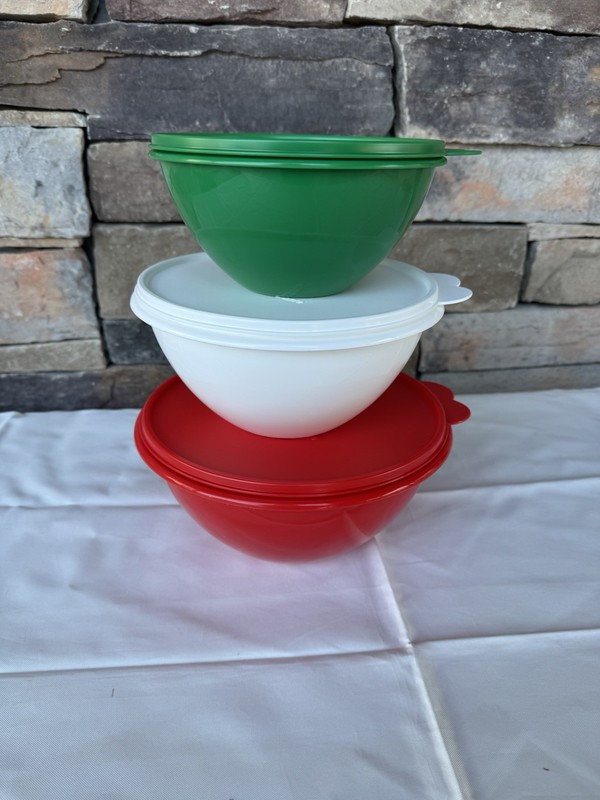 Tupperware Green Bowl