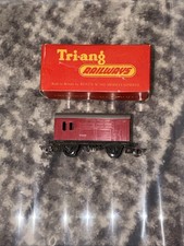 HORNBY TRIANG R123 B.R MAROON HORSEBOX WAGON 00 GAUGE R/N B547 others listed