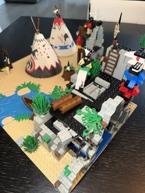 LEGO Western: Rapid River Village (6766) 100% Complete W Manual