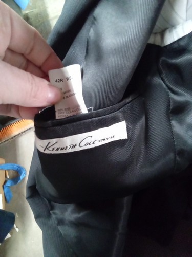 Kenneth Cole Reaction 42R Skinny Fit Black Suit Jacket And 35W Pants WPL8709 - Picture 3 of 6