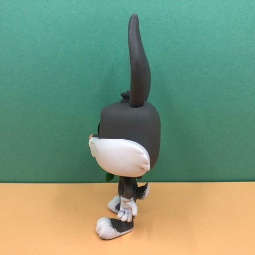 Funko Pop Warner Bros Bugs Bunny Looney Tunes Toy Figure Ornament Unboxed - Picture 3 of 5