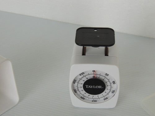 Taylor 3720 Light Duty Analog Portion Control Scale - Picture 8 of 9