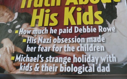 US Magazine Michael Jackson July 20, 2009 'Truth About His Kids' His Last Xmas - Picture 2 of 9