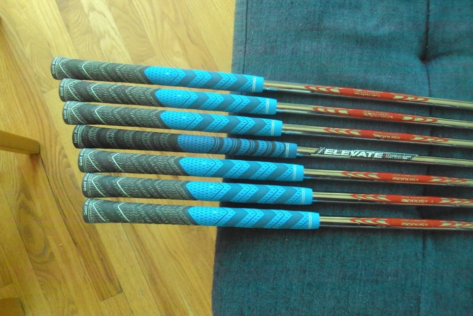 Callaway Apex 19 Forged irons 5-PW,AW Modus 120 stiff -1/2" 1up mid grips. - Image 2 of 4