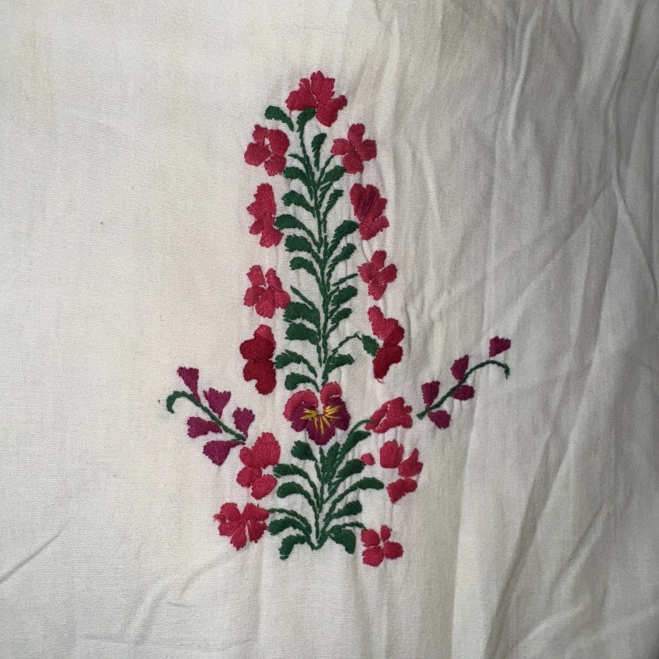 Vestido Vintage Hecho a Mano Lino Natural Floral Bordado con Dobladillo de Encaje (S-M) Foto 4 de 4