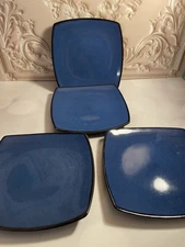 Gibson SoHo Elite Salad Plates Euc Set Of 4 blue and black