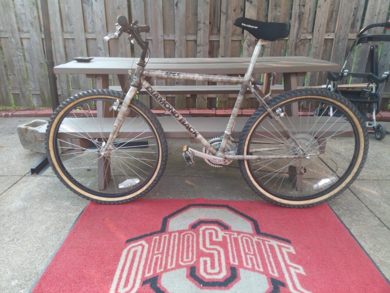 VINTAGE 1989 26" APEX DIAMOND BACK 21-SPEED MOUNTAIN BIKE
