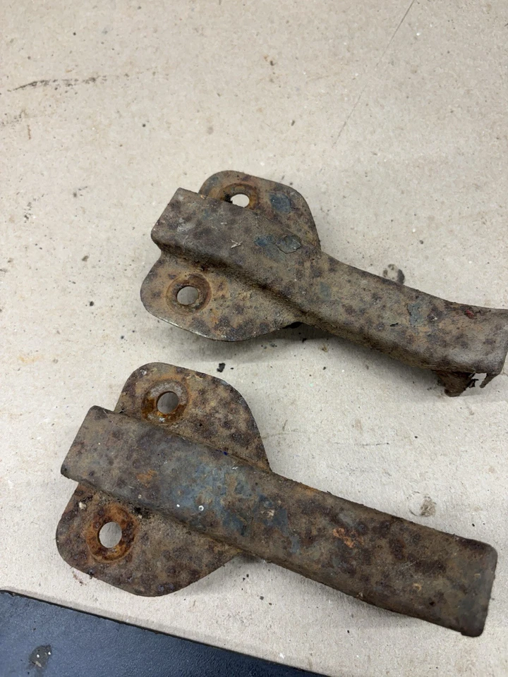 Chevrolet GMC 1967 1972 1971 C10 C20 1969 68 juego de montaje de sujeción de radiador Foto 2 de 4