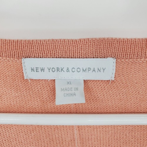 NWT New York & Company Pocket Front Long Sleeved Knit Pullover Sweater Shirt XL - Picture 3 of 10