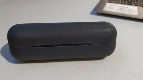 Vera Wang Gray Eyeglasses/Sunglasses Hinged Hard Clamshell Case - Picture 5 of 8