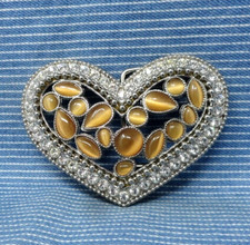 Cowgirl Heart Love Belt Buckle Rhinestones Tan Teardrop Mounts Vtg    .GTA262