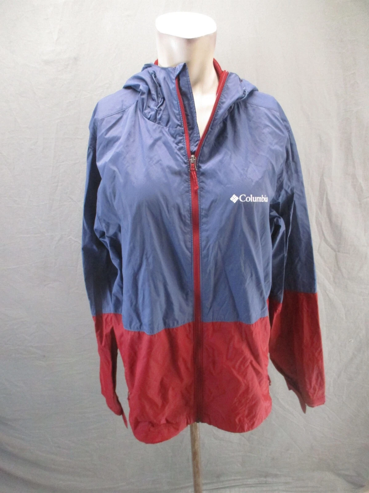 Columbia Size M Mens 100% Nylon Full Zip Stand Collar Zip Pocket Windbreaker 071