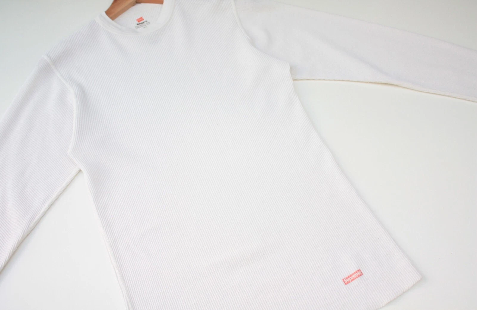 Petite manches longues blanche Supreme X Hanes