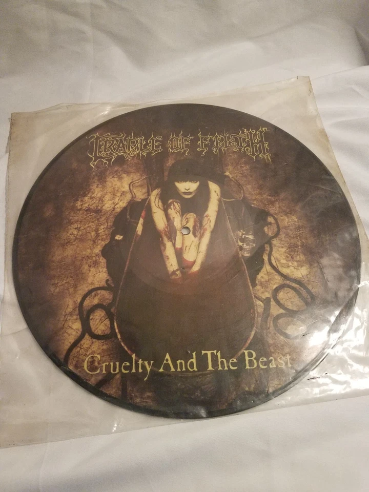 Cradle Of Filth Cruelty And The Beast Vinyl Picture Disc VERY RARE LP - Image 3 of 3