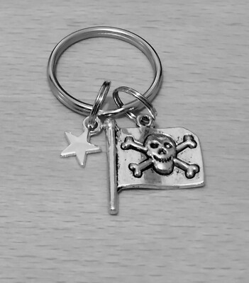 Bezaubernder Schlüsselanhänger ''Piratenflagge'' & Stern'' nützlicher fabelhafter Bagcharm Geschenk      