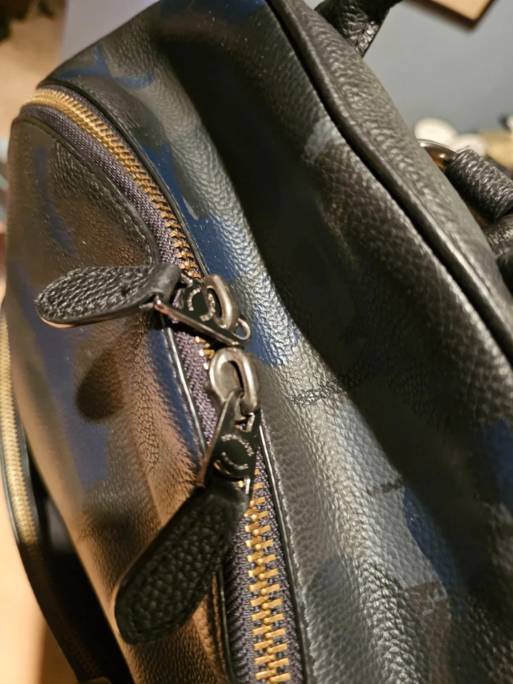 Mochila Coach Metropolitan Suave Estampado Camuflaje 69353 Cuero Guijarro Foto 4 de 4