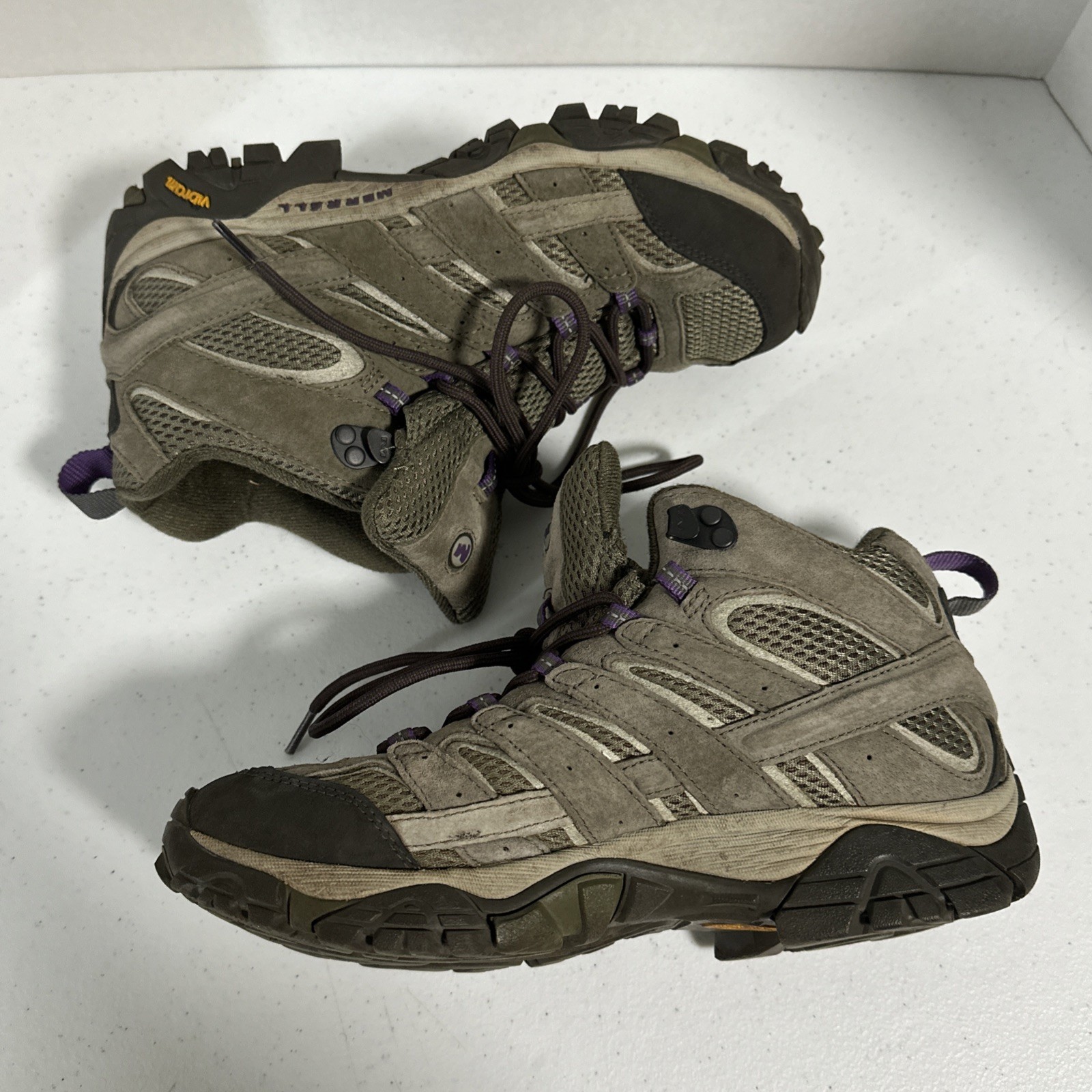 Merrell Women's Moab 2 Mid Waterproof Hiking Boot - Size 9 - Tan - J500054