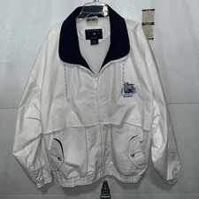 Vintage Walt Disney World Mens Size 2XL Vacation Club Member Jacket White & Blue