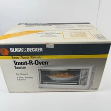 Black & Decker Under Cabinet Toast-R-Oven Classic Toaster Bake Defrost TRO200